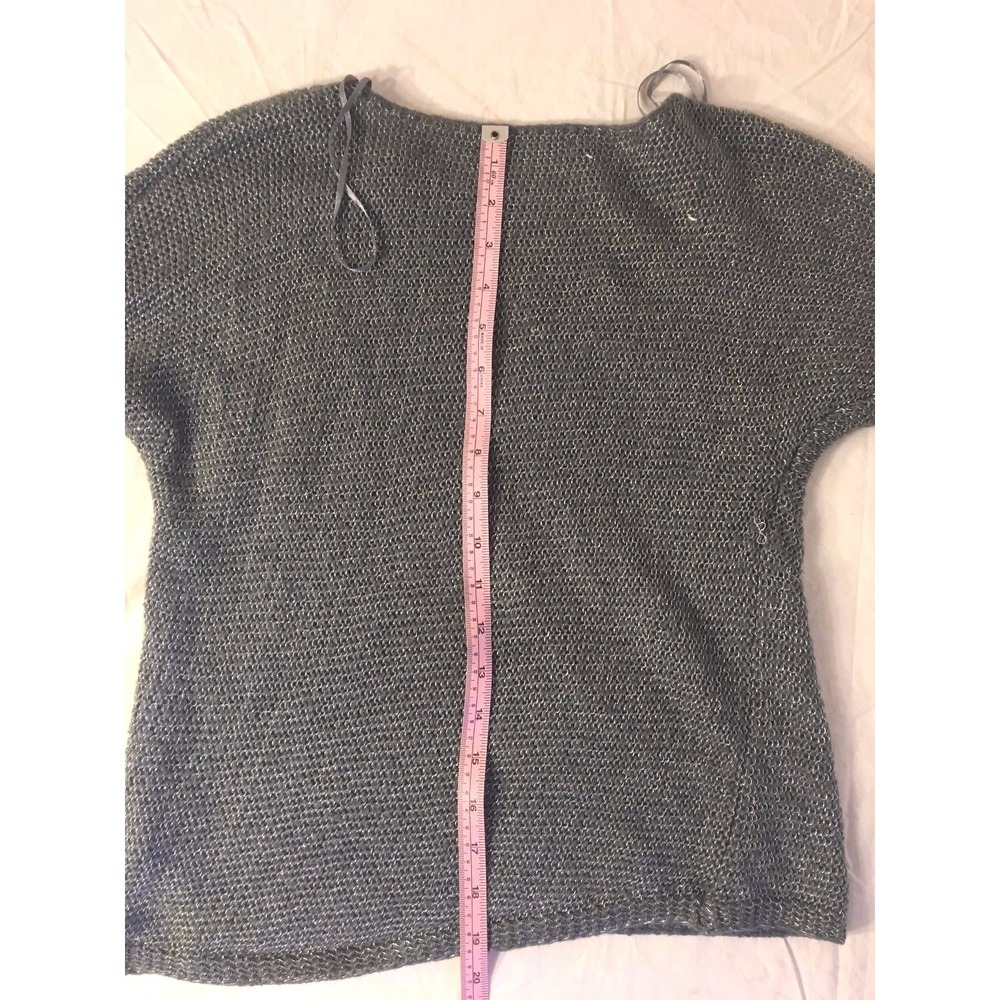 Jennifer Lopez Sweater Womens XS Gray Metallic Knit Boat Neck Batwing Casual - Picture 6 of 6